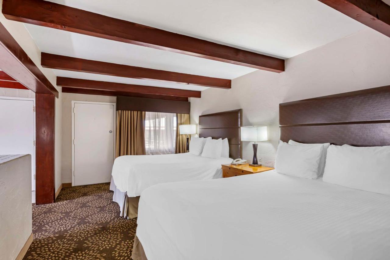Queen Suite with Two Queen Beds - Non-Smoking at Best Western Mission Inn