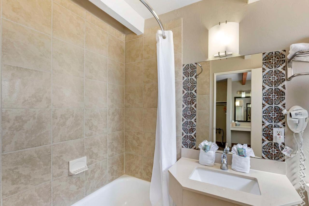 | Best Western Mission Inn