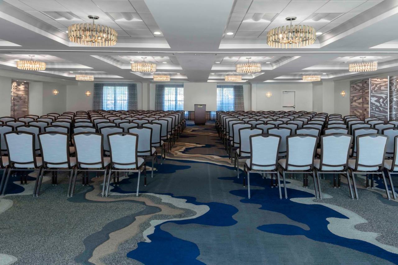 | Hilton Garden Inn Freeport Downtown