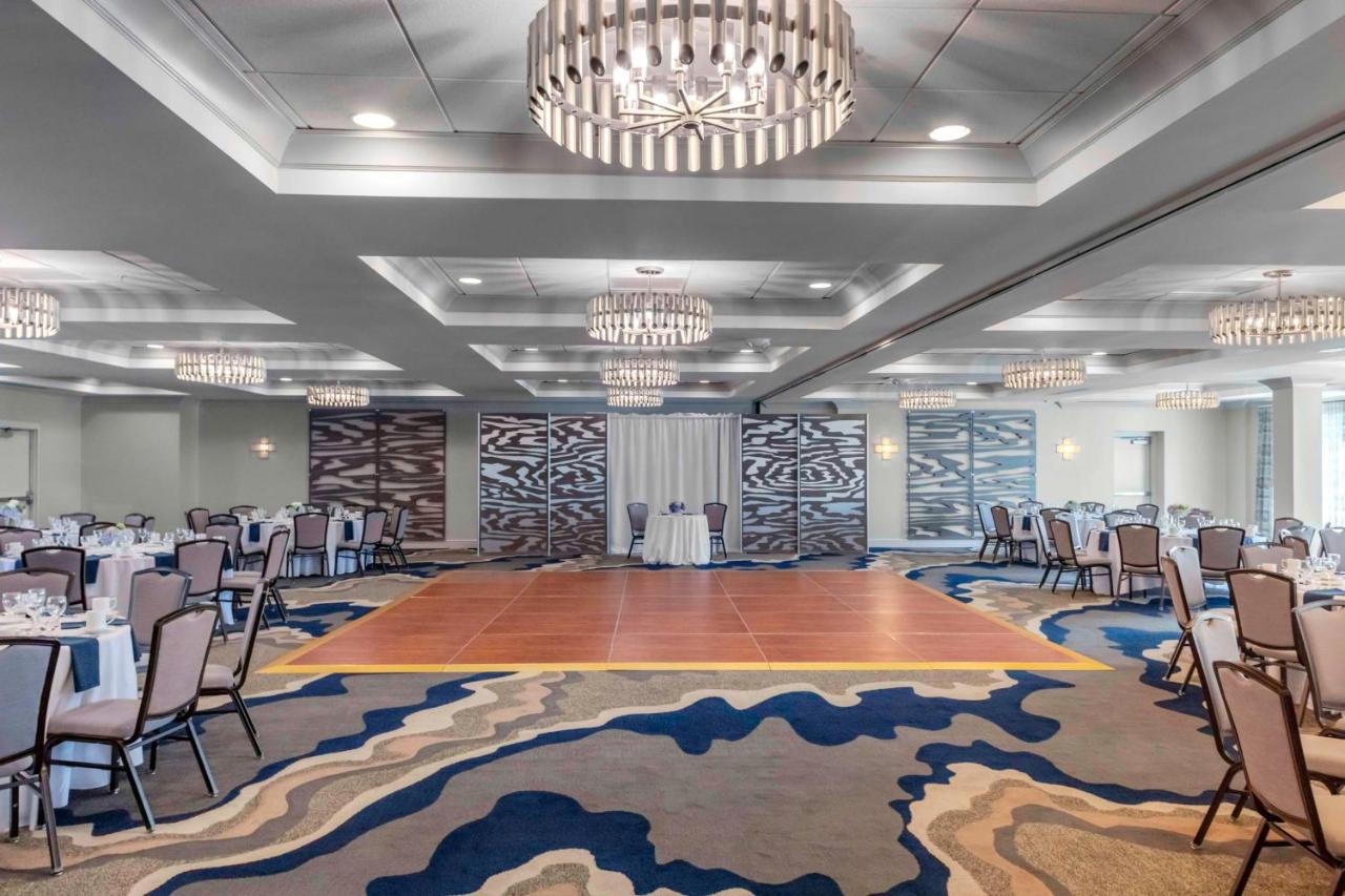 | Hilton Garden Inn Freeport Downtown