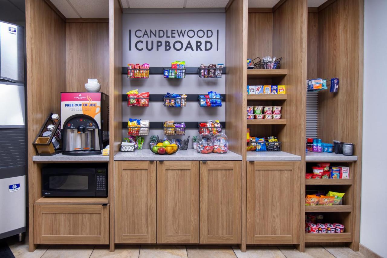 | Candlewood Suites Buffalo Amherst, an IHG Hotel