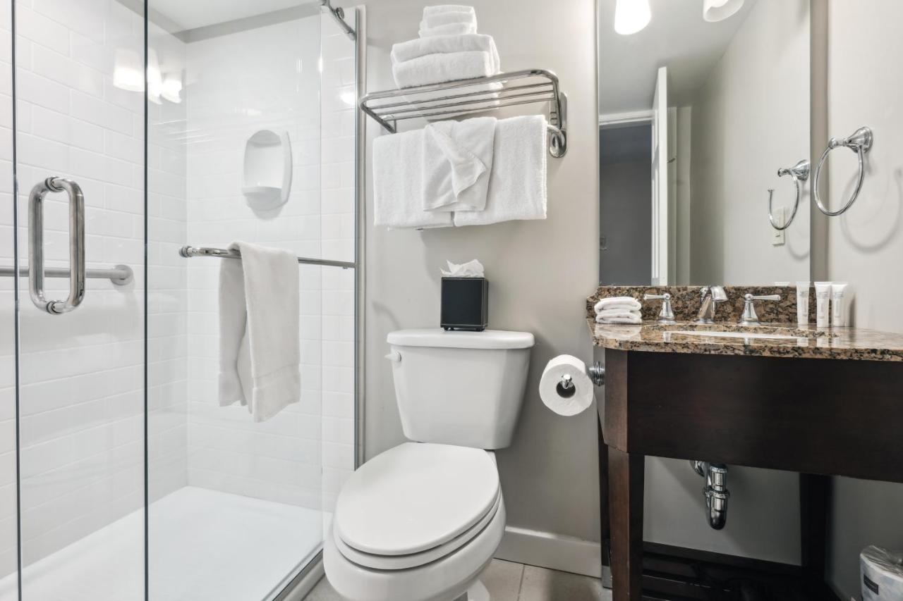 Petite Queen Room at French Market Inn