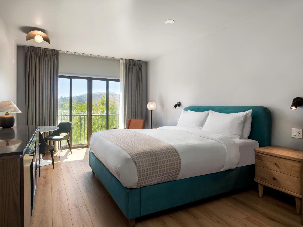  | Acqua Hotel