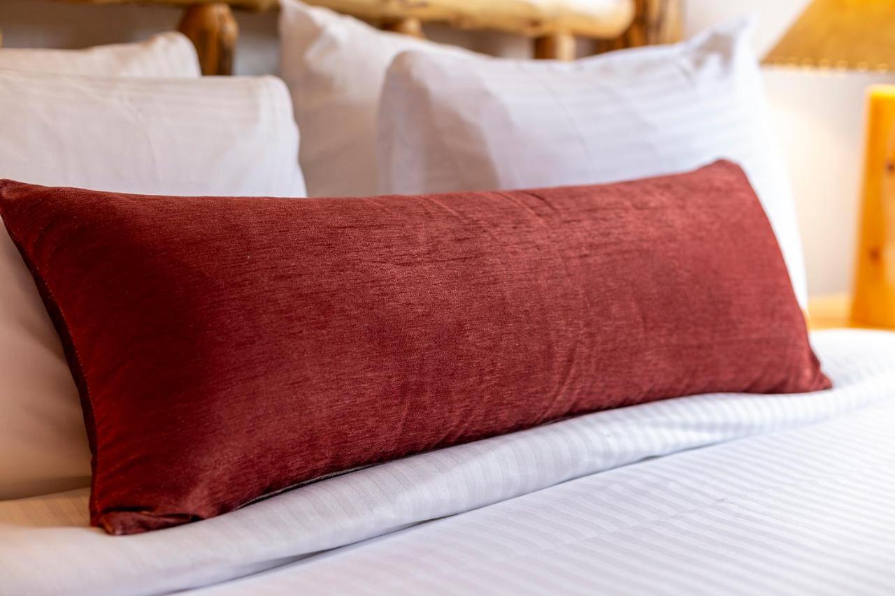 | Red Wolf Lodge at Olympic Valley