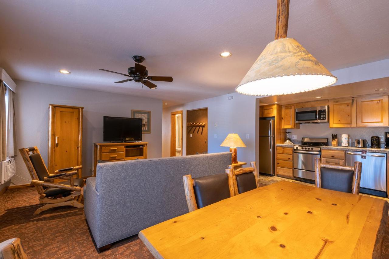 Two-Bedroom Apartment at Red Wolf Lodge at Olympic Valley