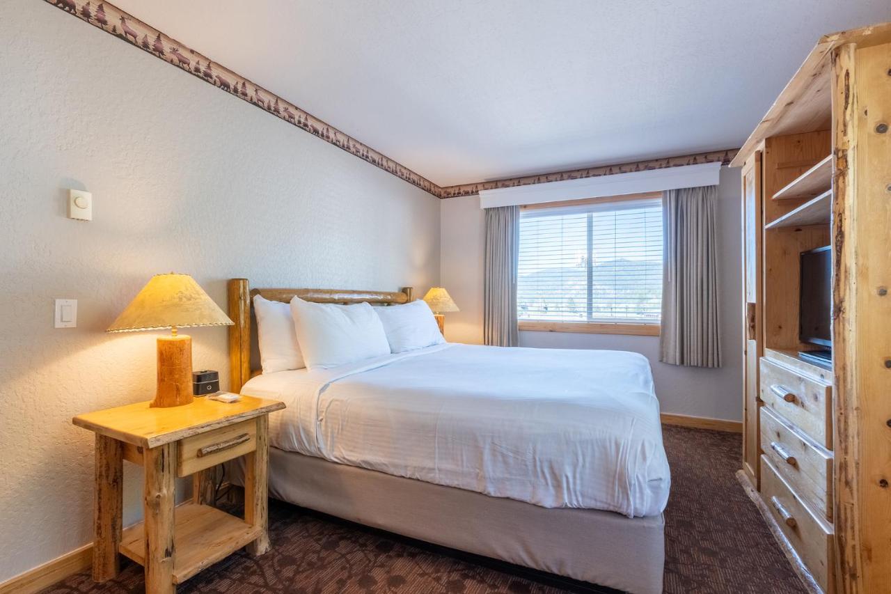 Two-Bedroom Apartment at Red Wolf Lodge at Olympic Valley