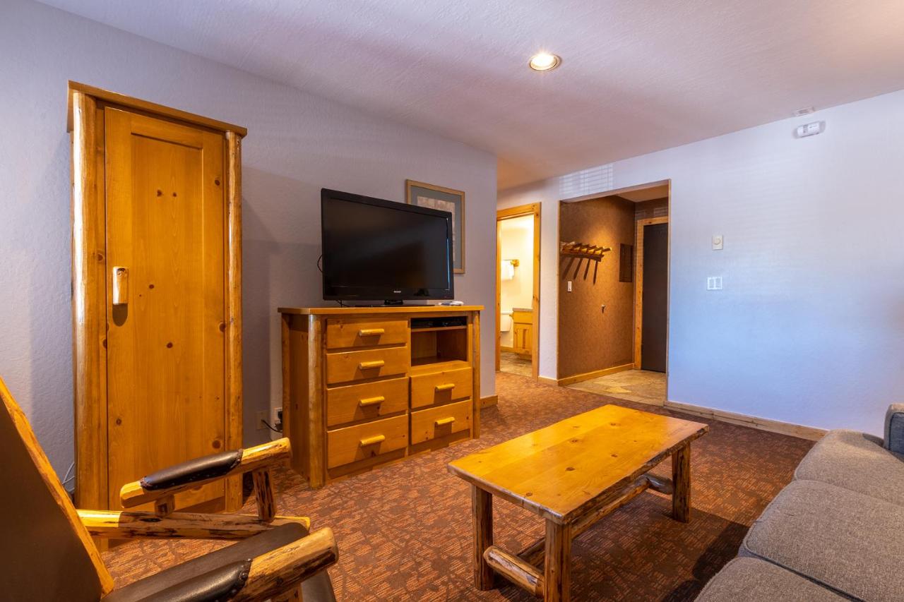 | Red Wolf Lodge at Olympic Valley
