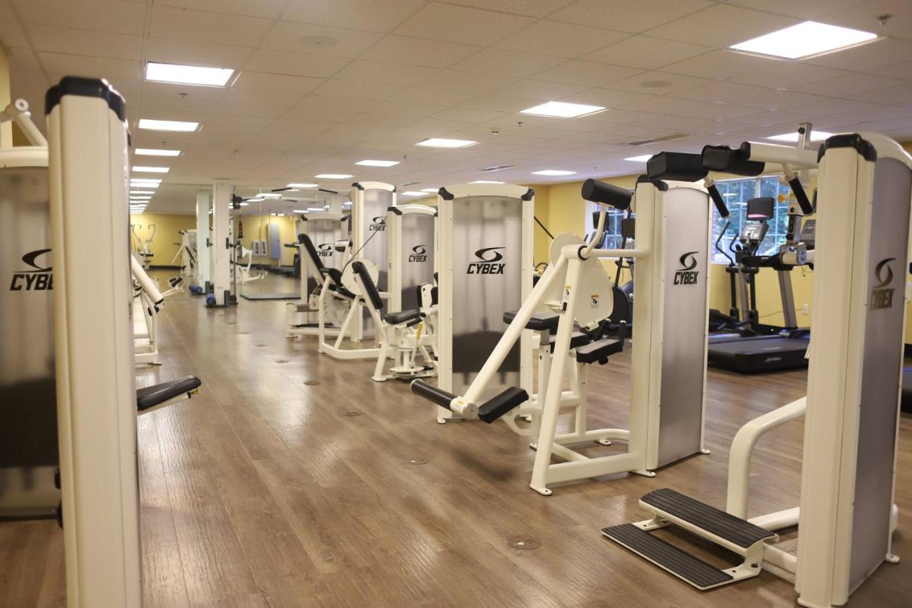 | Holiday Inn Express & Suites Charlottesville - Ruckersville, an IHG Hotel
