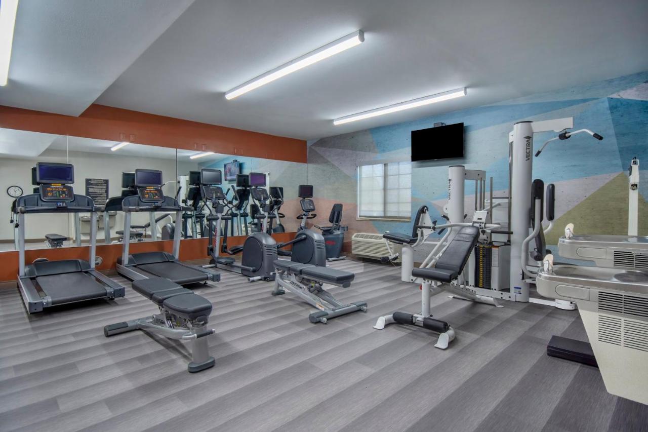 | Candlewood Suites Buffalo - Amherst, an IHG Hotel