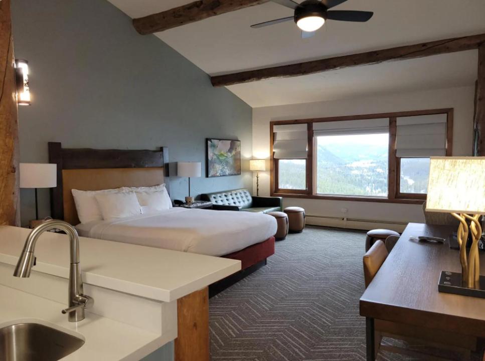 | The Lodge at Breckenridge