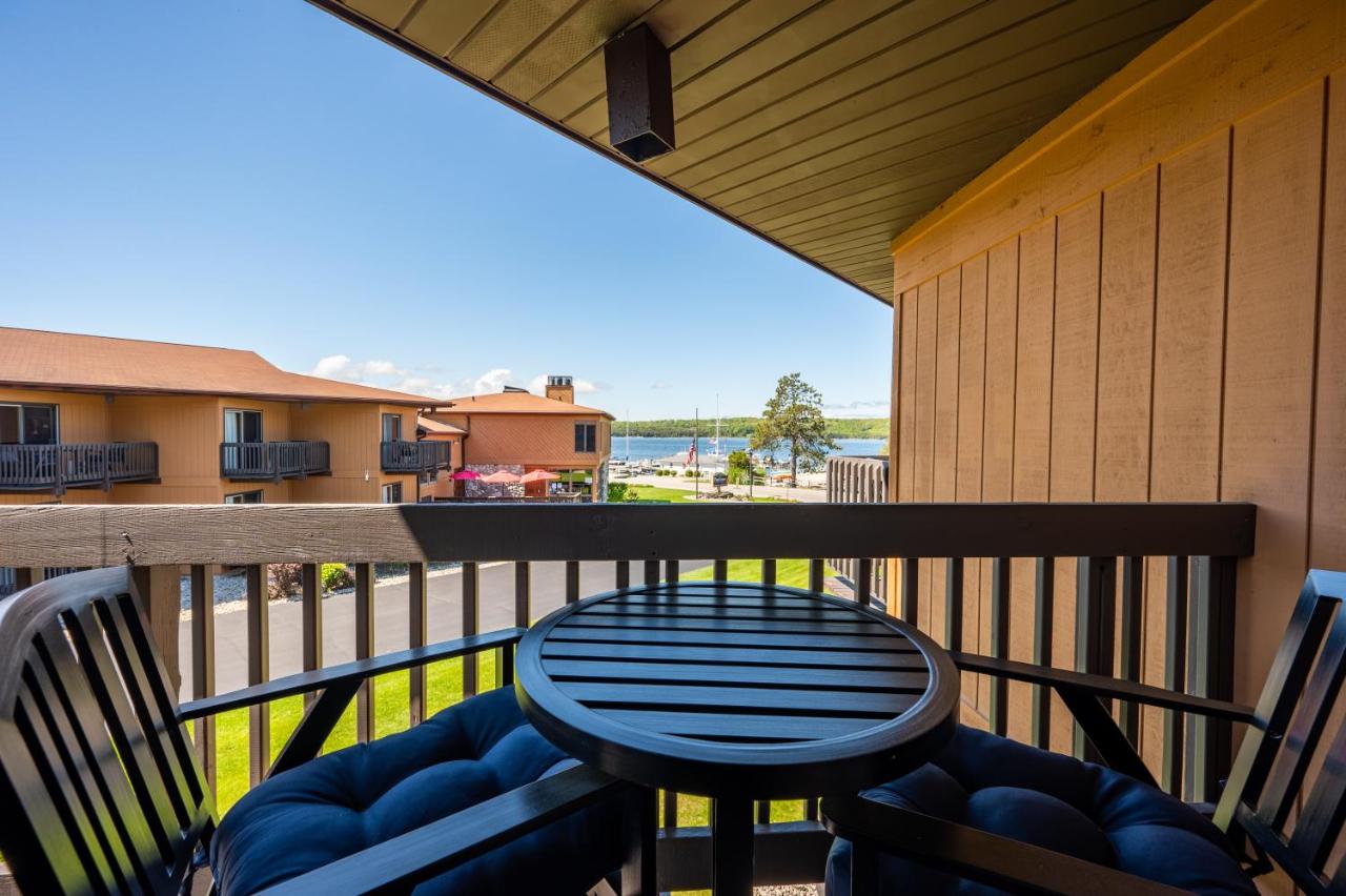 | Pine Grove Resort