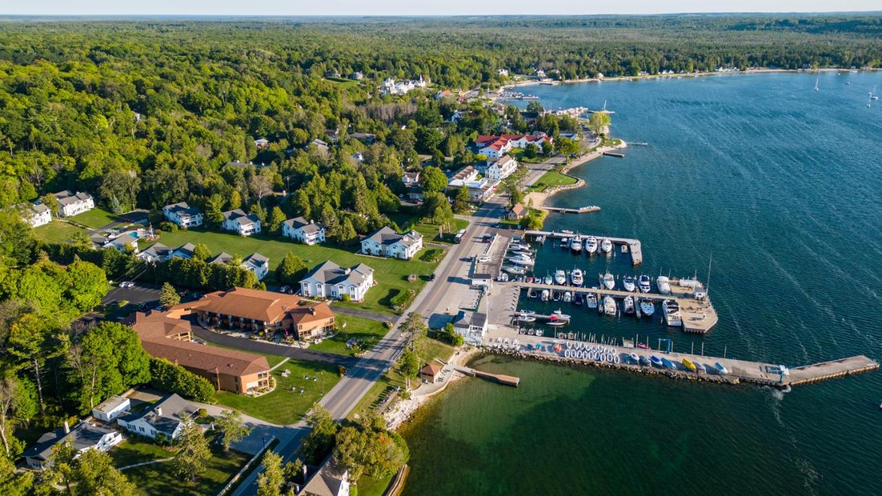 | Pine Grove Resort
