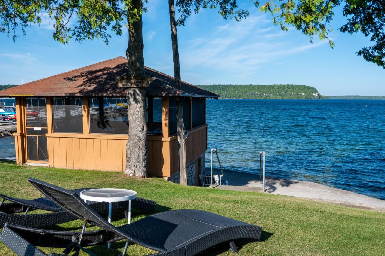 | Pine Grove Resort