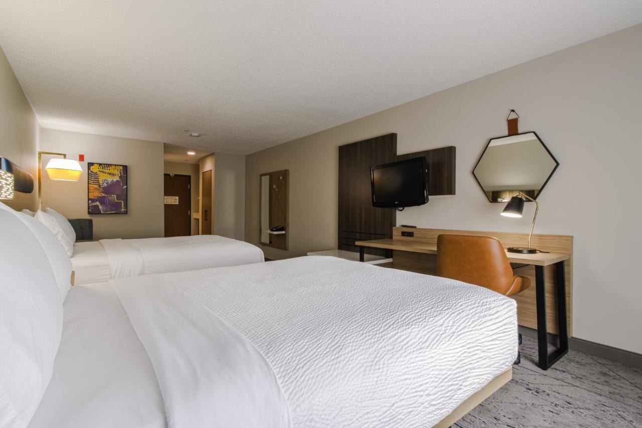 | Holiday Inn Express Hartford-Newington, an IHG Hotel