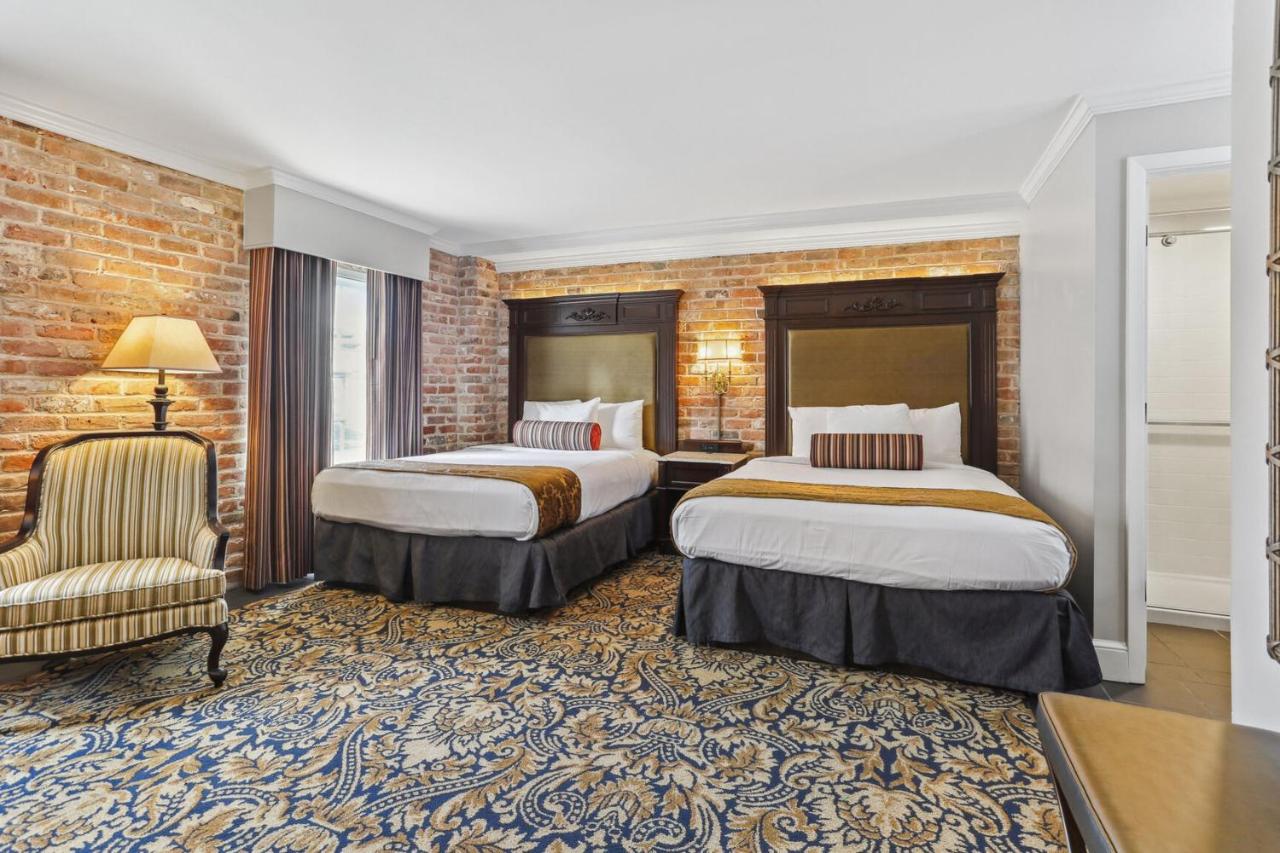 Deluxe Double or Twin Room at Place d'Armes Hotel
