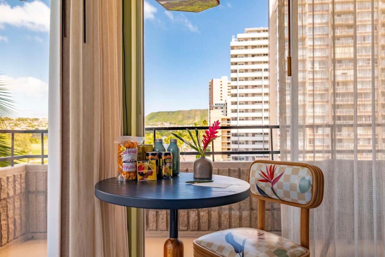  | Wayfinder Waikiki