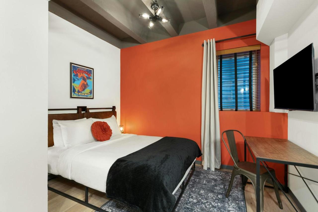 | Hotel Nell - Union Market