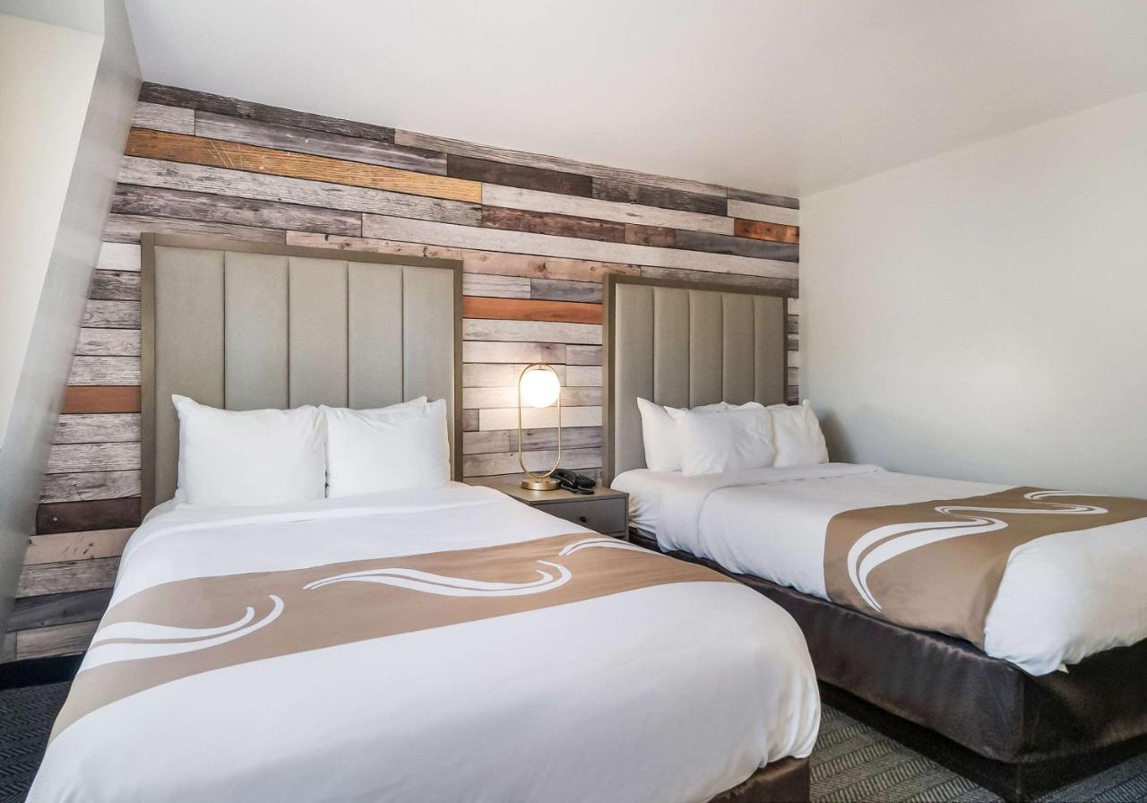 Two Double Beds Non-Smoking at Quality Inn South Lake Tahoe