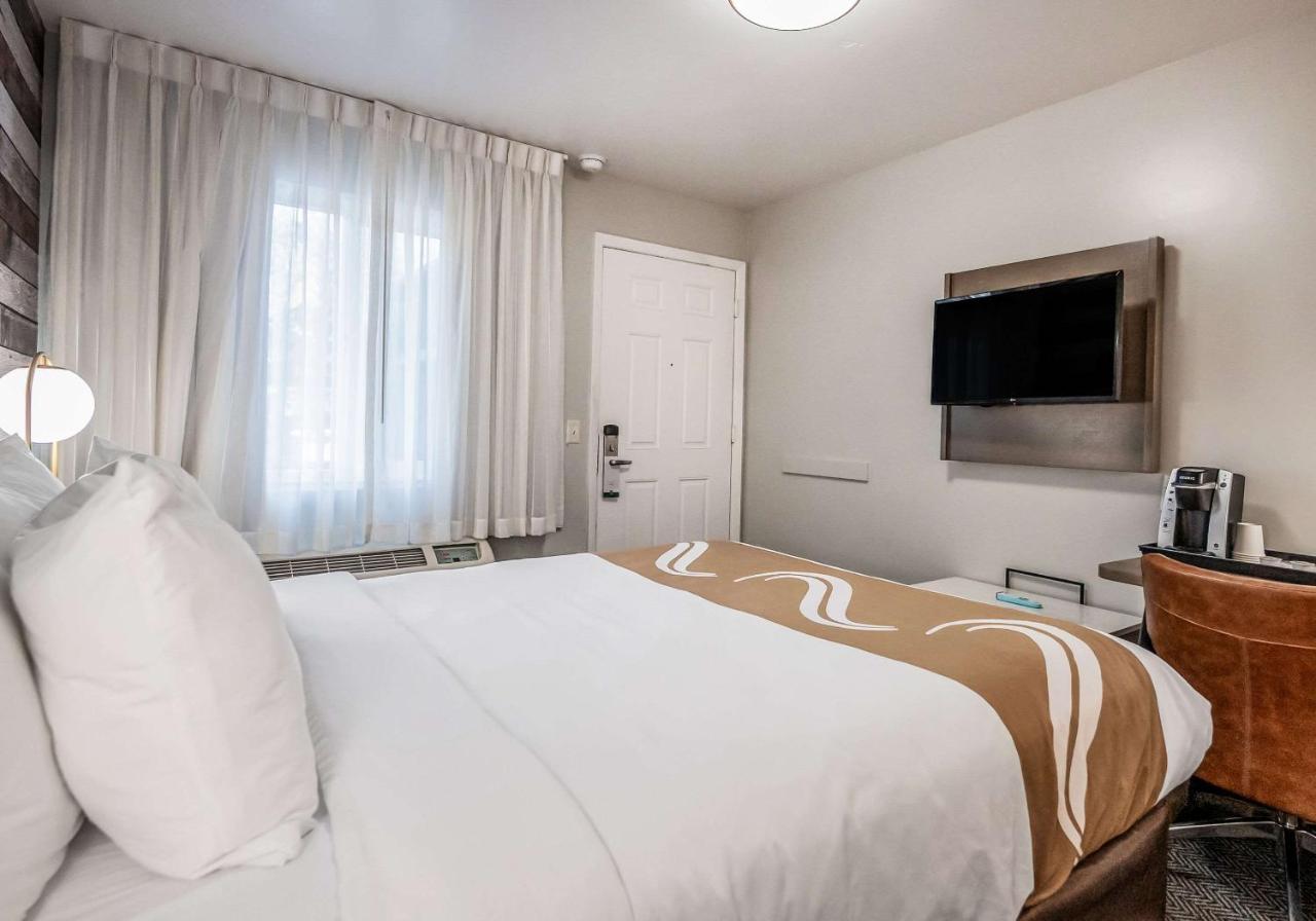 Queen Room - Non-Smoking at Quality Inn South Lake Tahoe