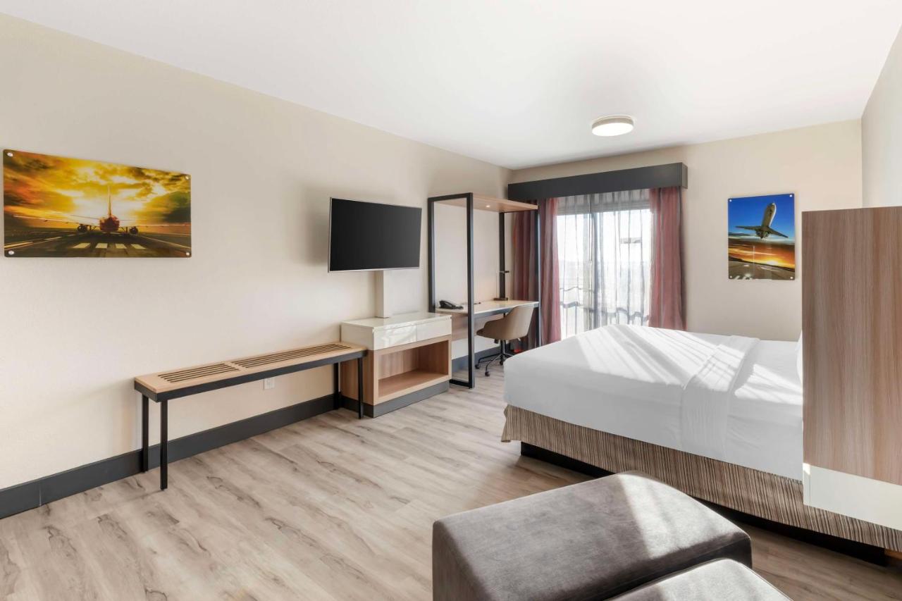 | Best Western Plus Atlanta Airport East