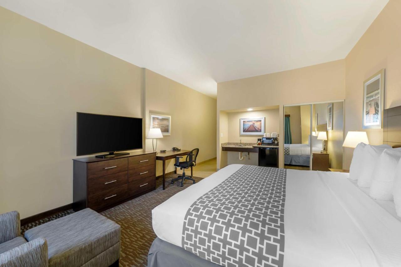 Studio King Room with Mobility Accessible Roll In Shower at Best Western Naples Plaza Hotel