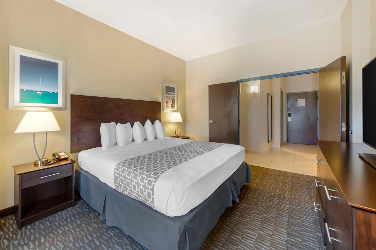 | Best Western Naples Plaza Hotel
