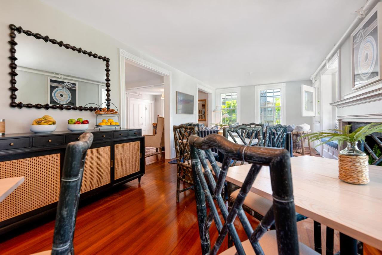 | Martin House Inn
