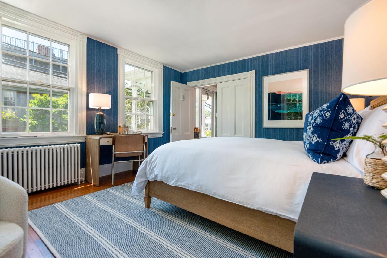 | Martin House Inn