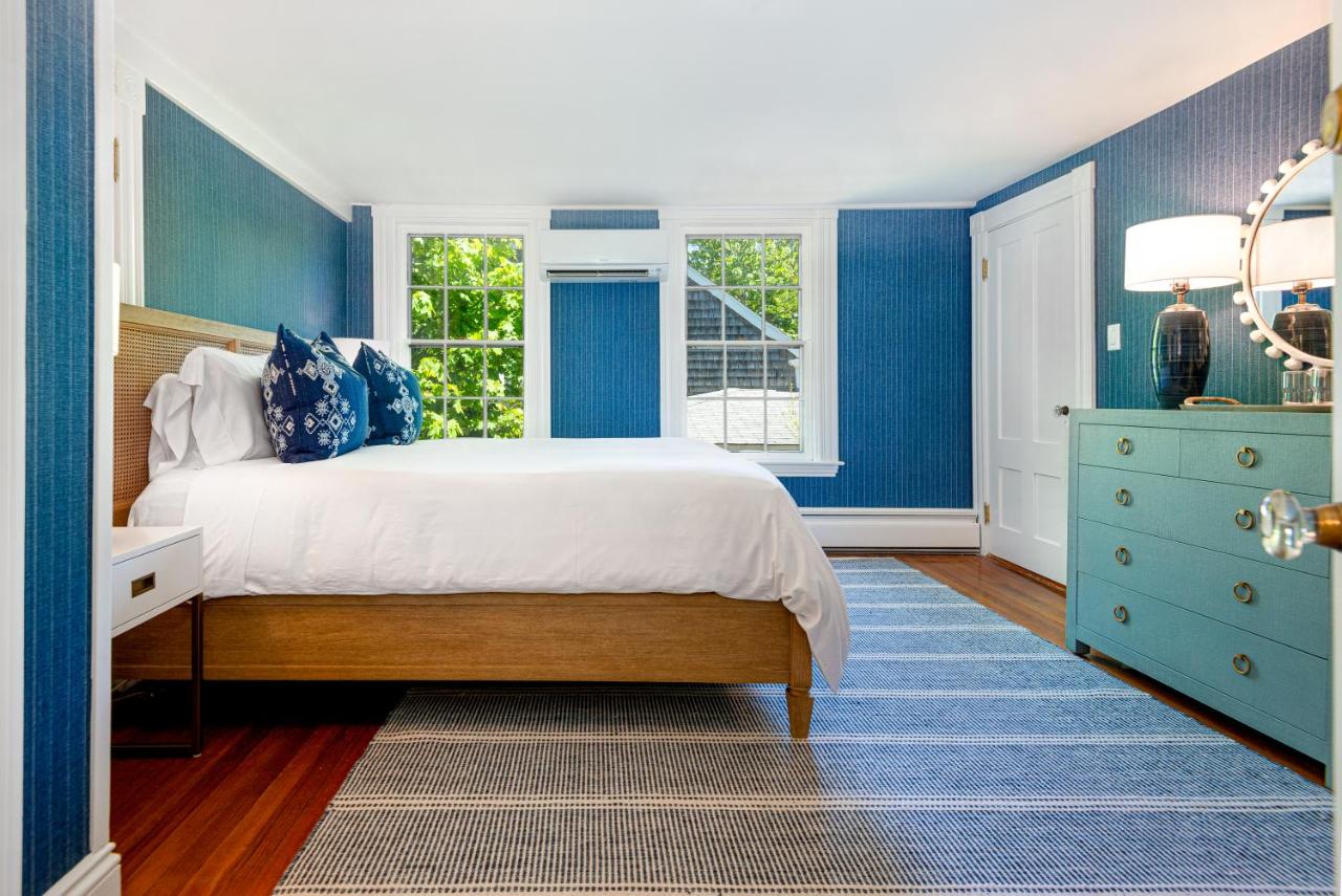 | Martin House Inn
