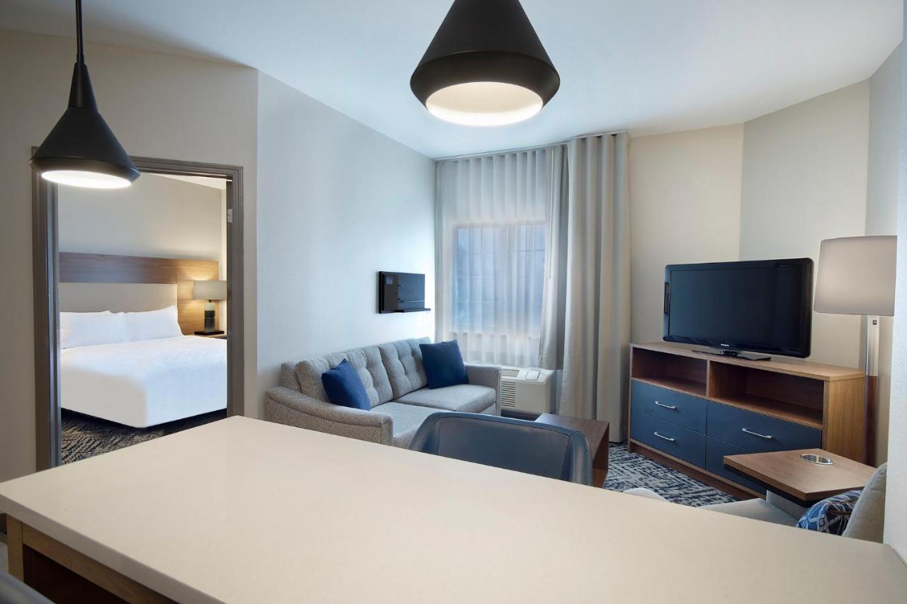 | Candlewood Suites Buffalo - Amherst, an IHG Hotel