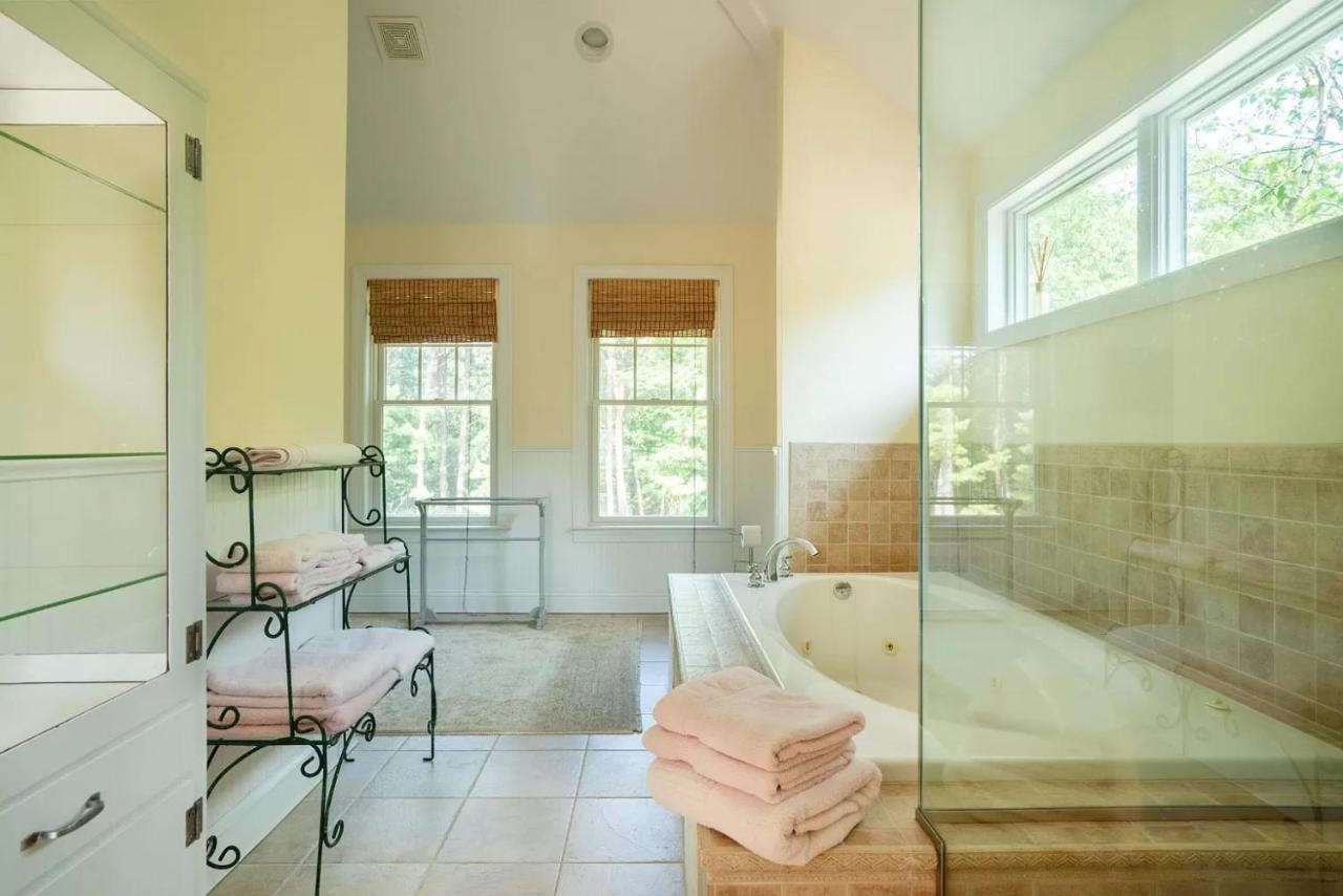 | Villa Emery