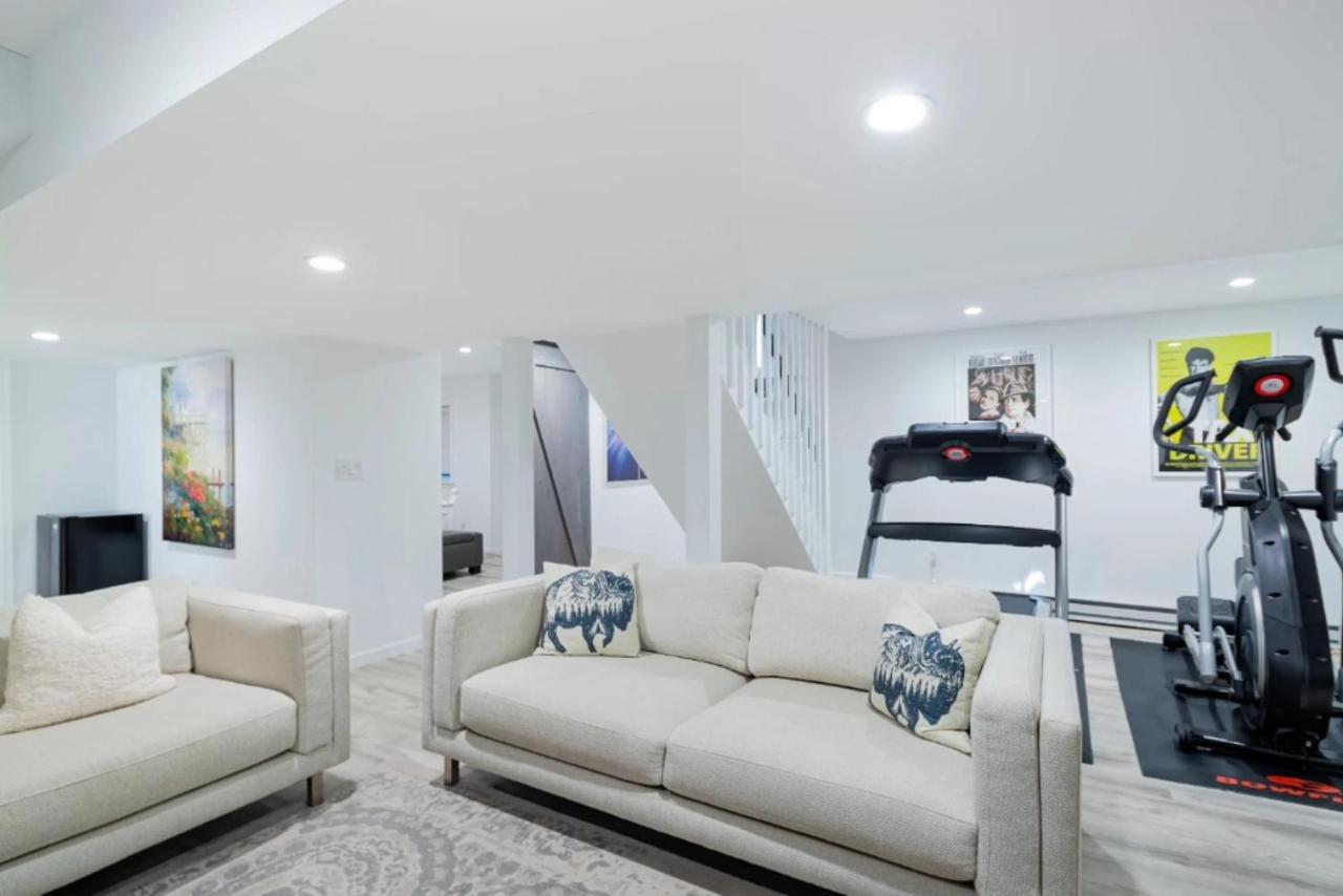 | Villa Baloch- w/ Sparkling heated pool
