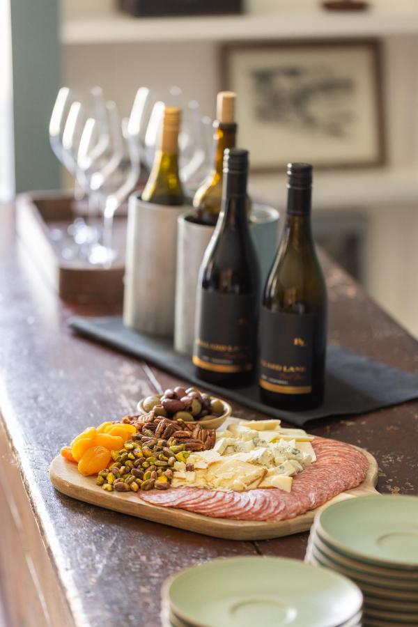 | The Ballard Inn