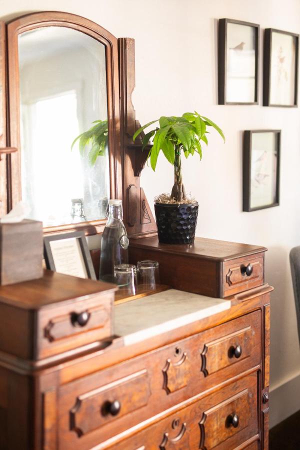 | The Ballard Inn