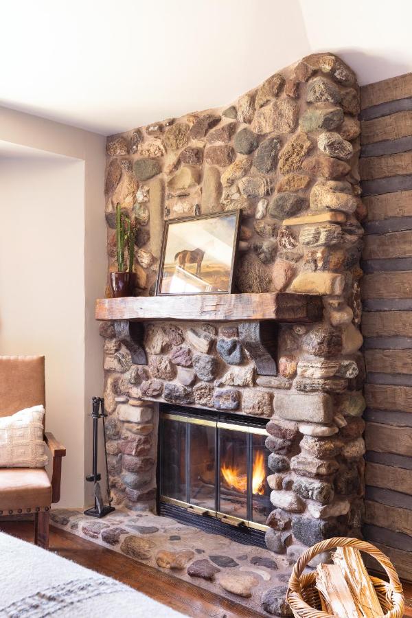 | The Ballard Inn