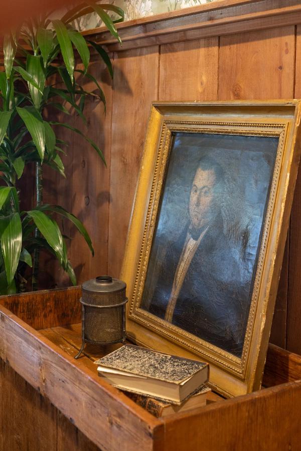 | The Ballard Inn