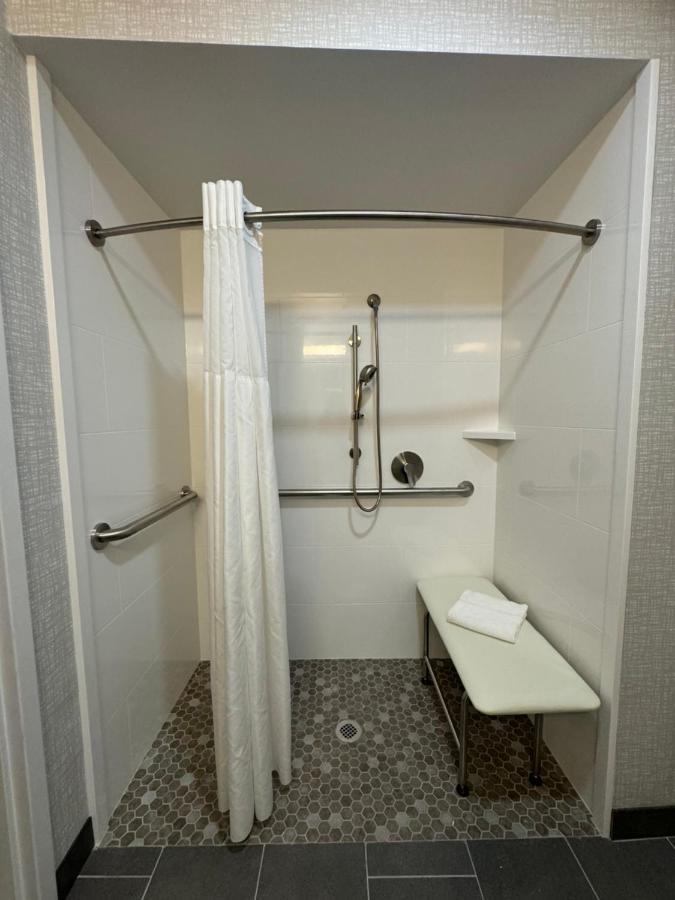 | Hampton Inn New Bedford/Fairhaven
