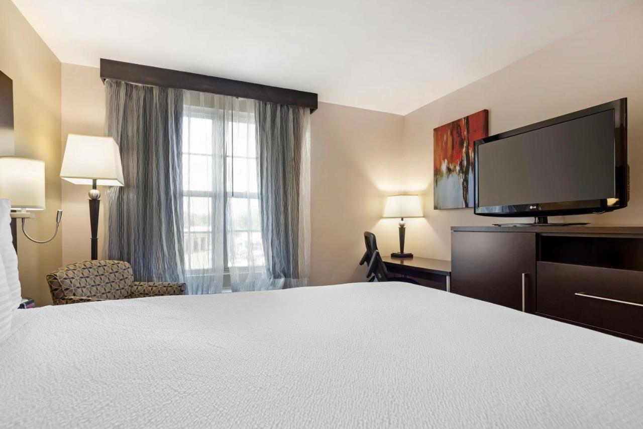 | Best Western Plus Fairfield Hotel