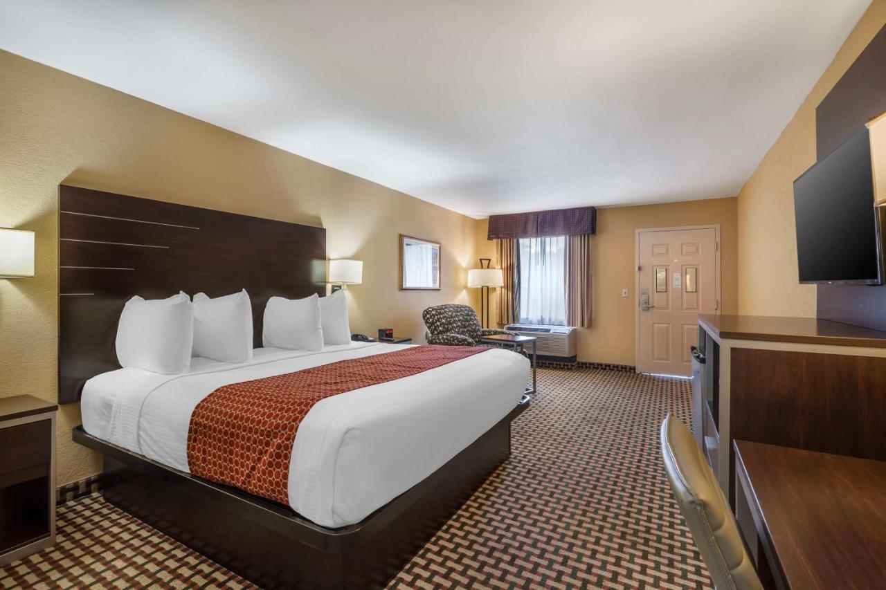 | Best Western Bradford Inn