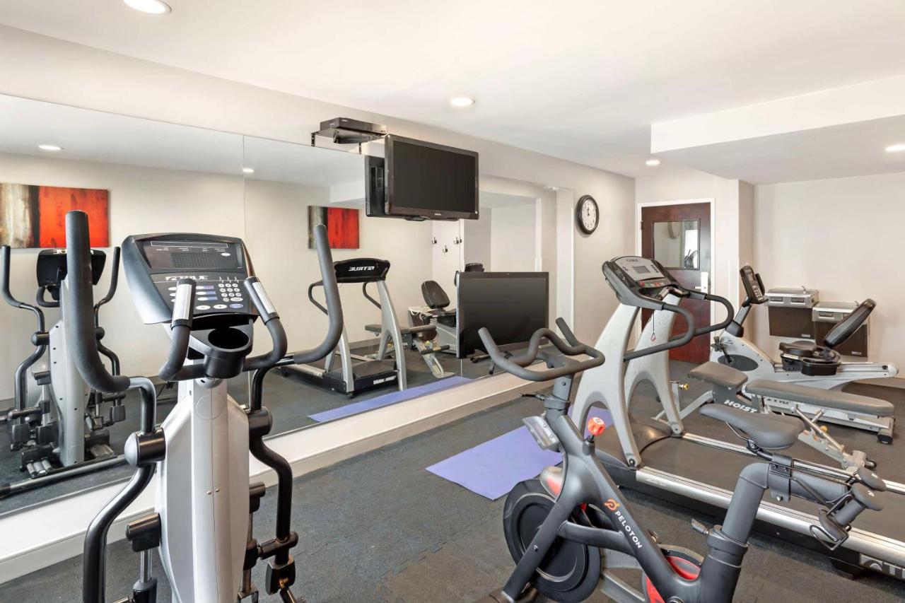 | Best Western Plus Fairfield Hotel
