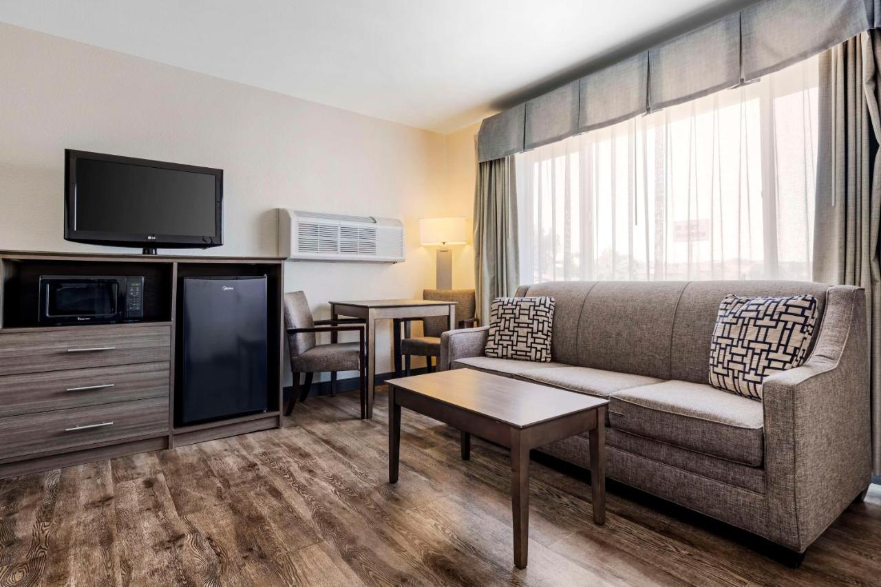 | Best Western Santee Lodge