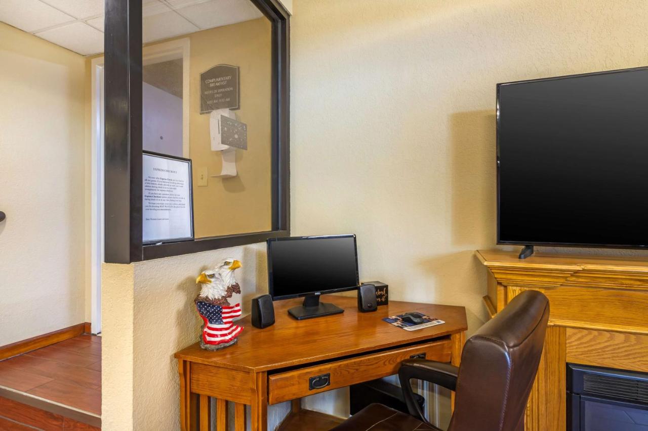| Best Western Bradford Inn