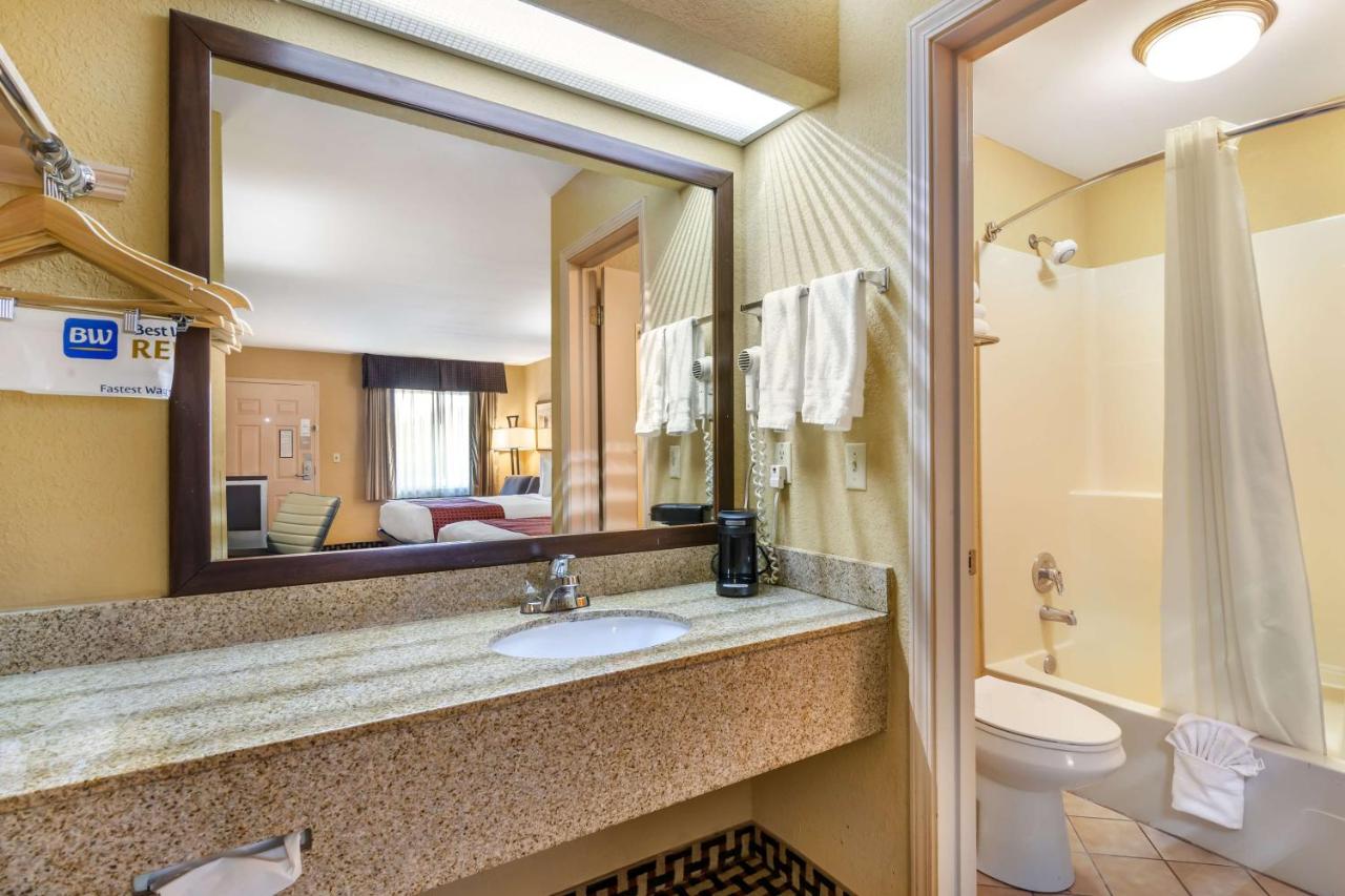 | Best Western Bradford Inn