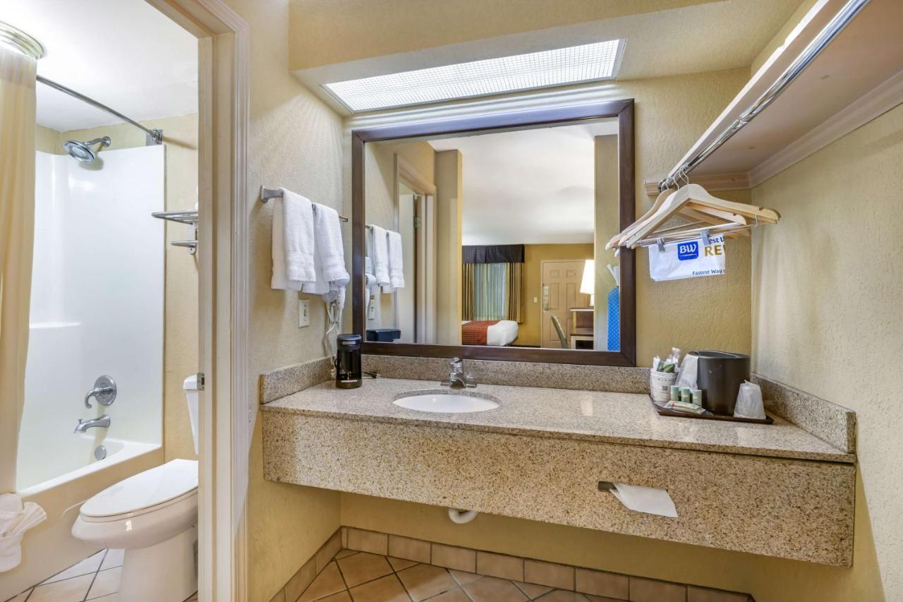 | Best Western Bradford Inn