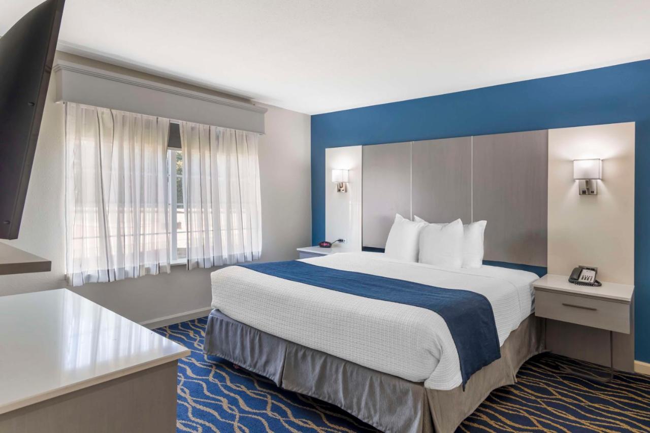 | Best Western Plus Lake Lanier/gainesville Hotel & Suites