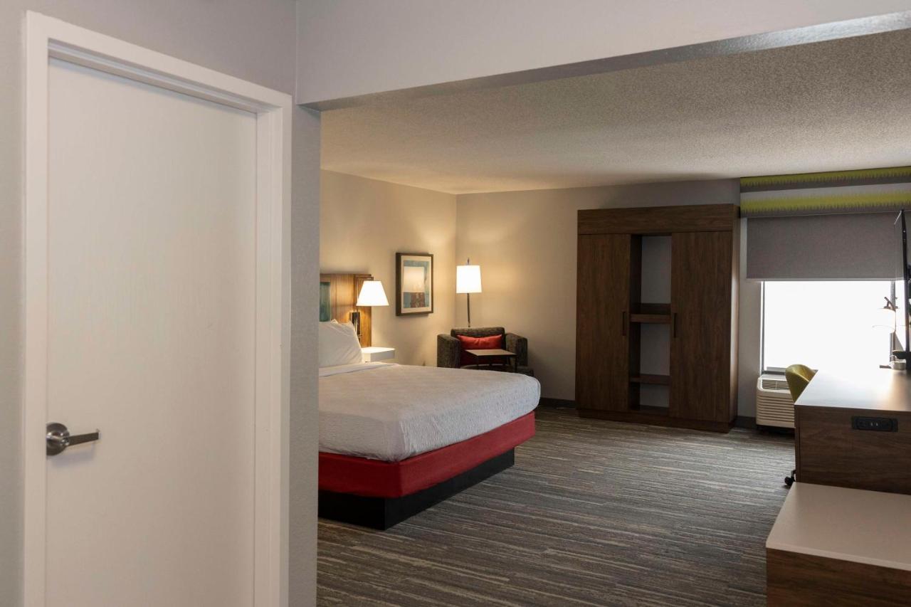 Double Room - Disability Access/Non-Smoking at Hampton Inn Kent/Akron Area