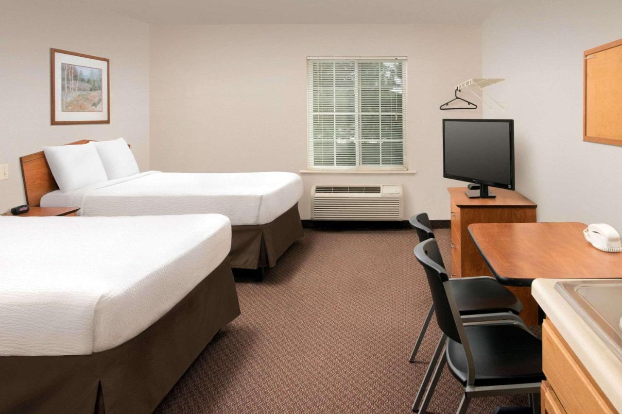 Double Room with Two Double Beds - Non-Smoking at WoodSpring Suites Savannah Garden City