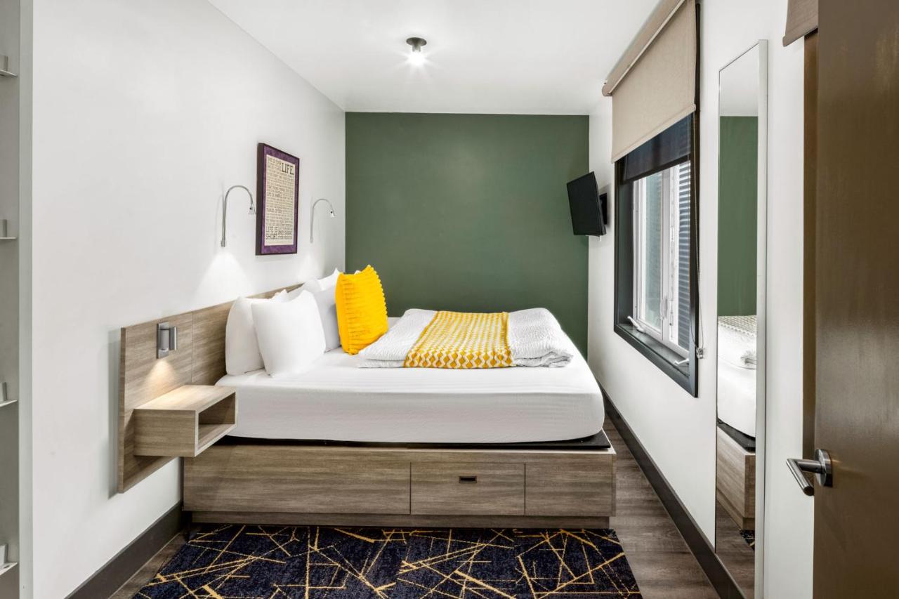 Executive One Bedroom Family Suite at The Silverbow Inn