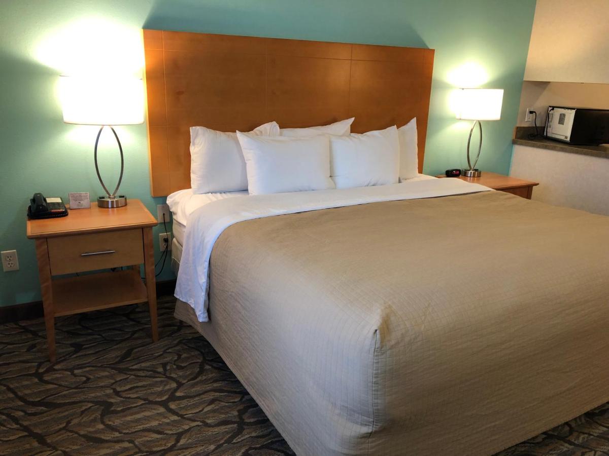 | Aspen Hotel