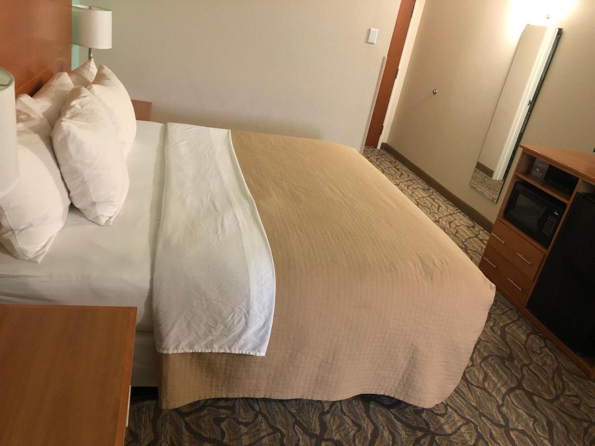 | Aspen Hotel